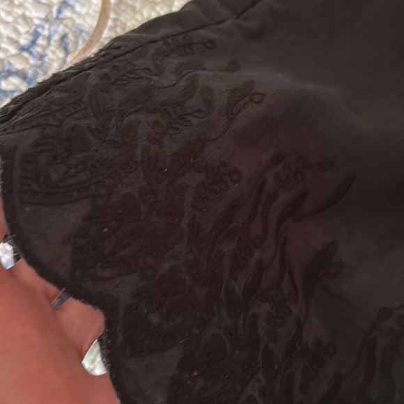 Ann Taylor black linen shorts. Size 10. - Picture 8 of 12